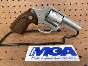 Charter Arms Bulldog 44 Special 2.5" Revolver w/ Speed Loader and 2 Holsters