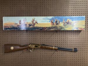 Winchester 94 Cheyenne Carbine 44-40 20" Lever Action Rifle Brass/Blued/Walnut Unfired w/ Box